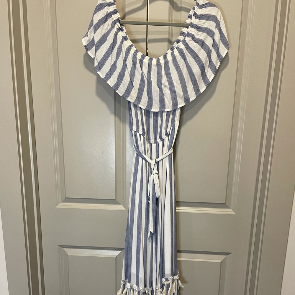 Altar's State Dress